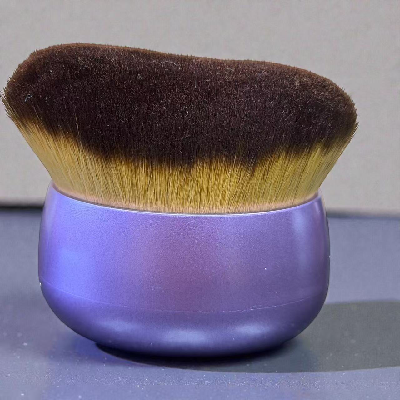 Tanning / Shimmer Brush